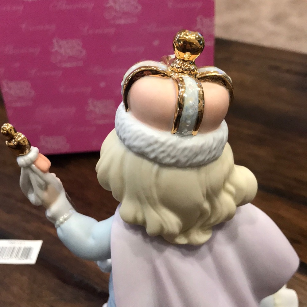 π Precious Moments- You are the Queen of my Heart - Picture 8 of 15
